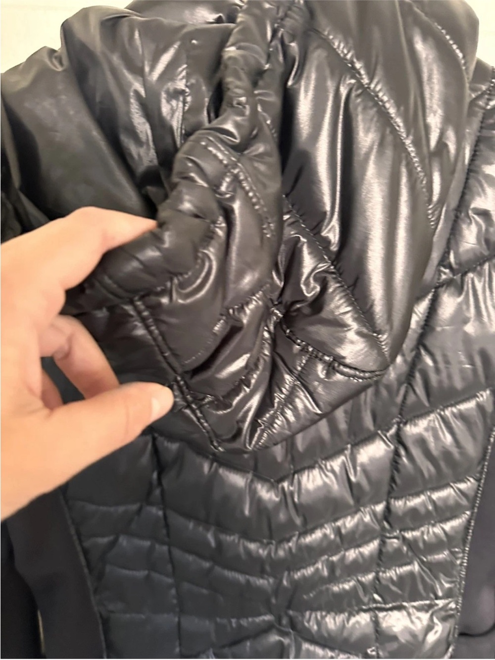 Calvin Klein performance Black Quilted Hooded  Jacket size Medium - Picture 7 of 7